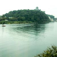 犬山城(昼)